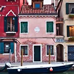 La Casetta Rosa - Vista Sul Canale Apartamento Veneza